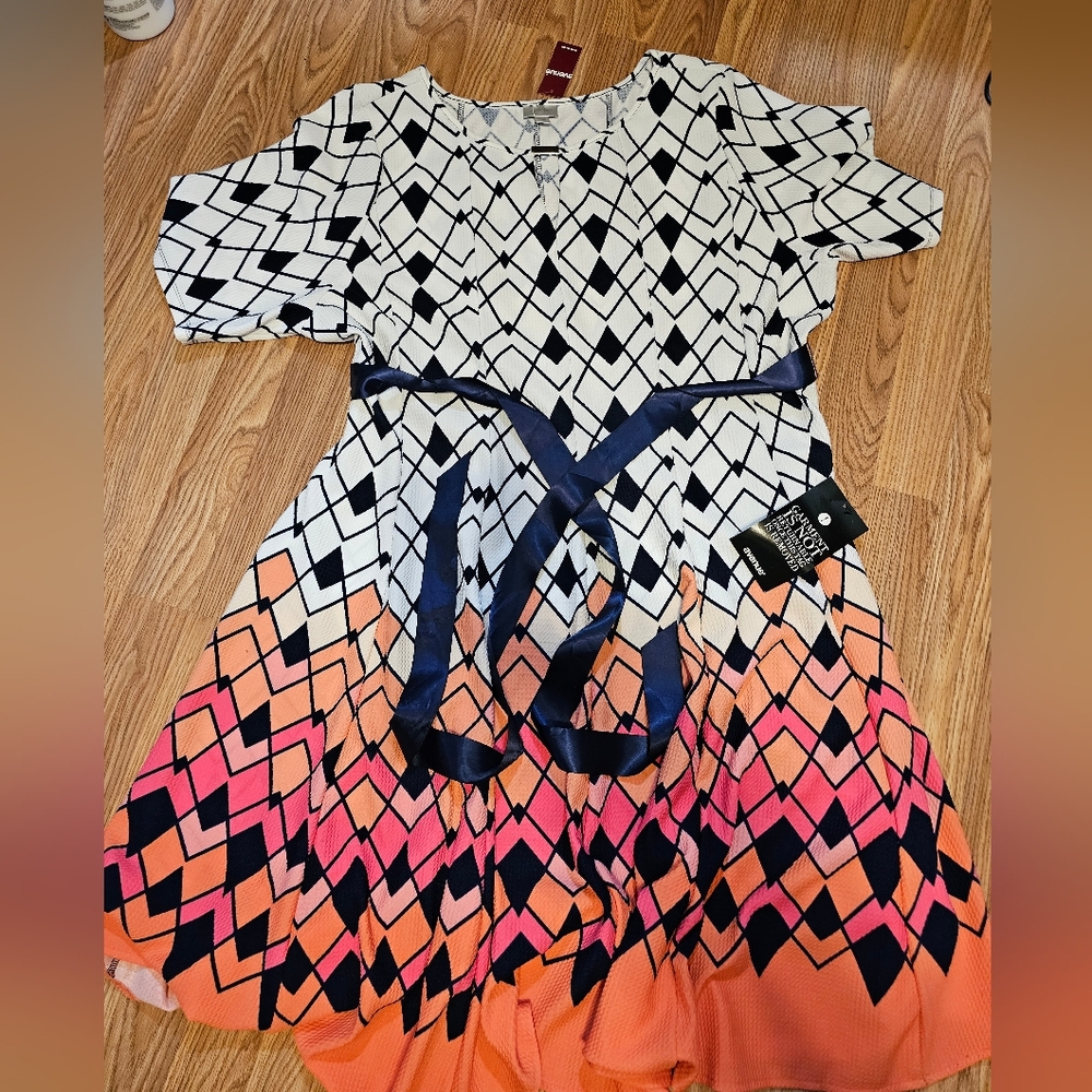 Avenue scuba dress new with tags